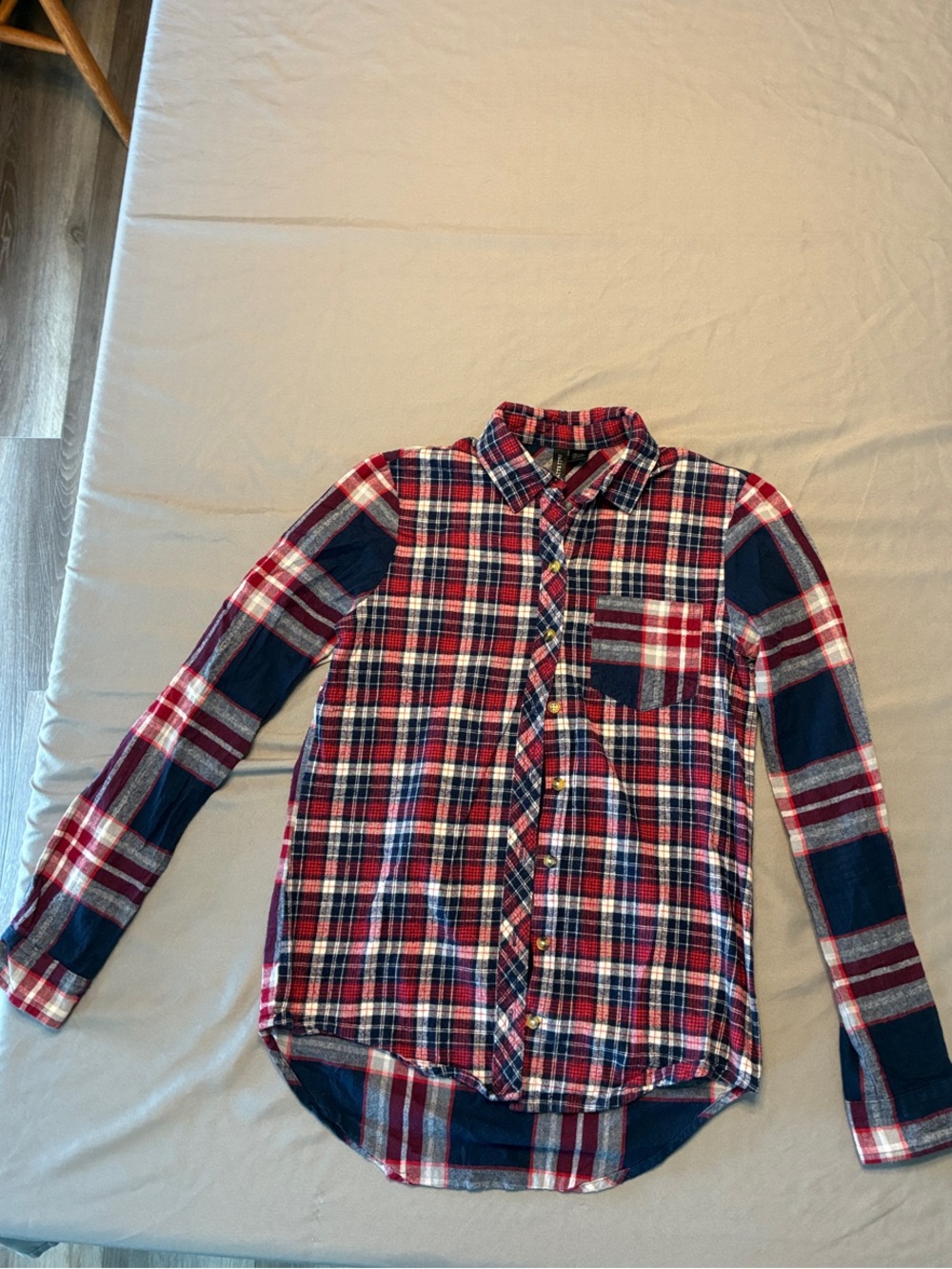Full Tilt Red, Navy & White Plaid Long-Sleeve Button-Down